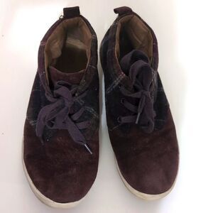 Wool plaid and leather chukka boots size 7